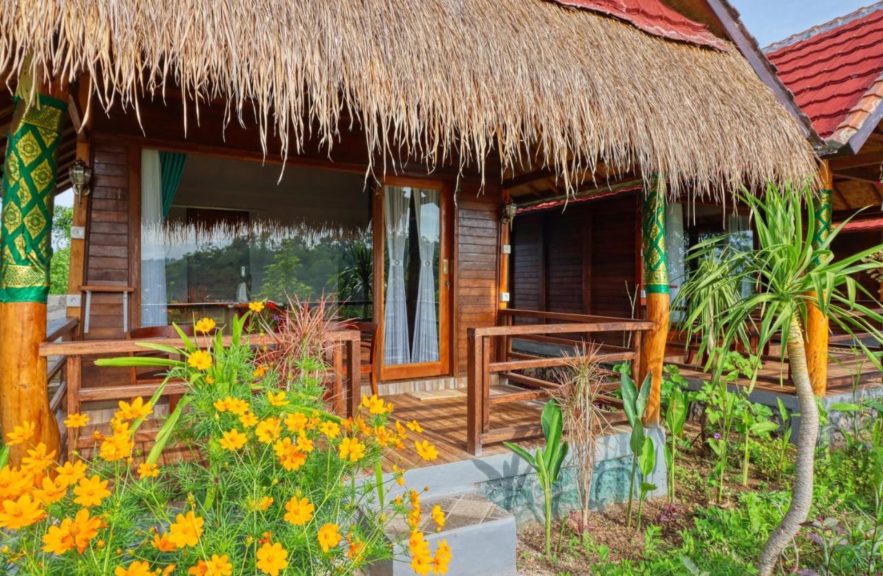 Ayu Hill Bungalows Ped Exterior photo