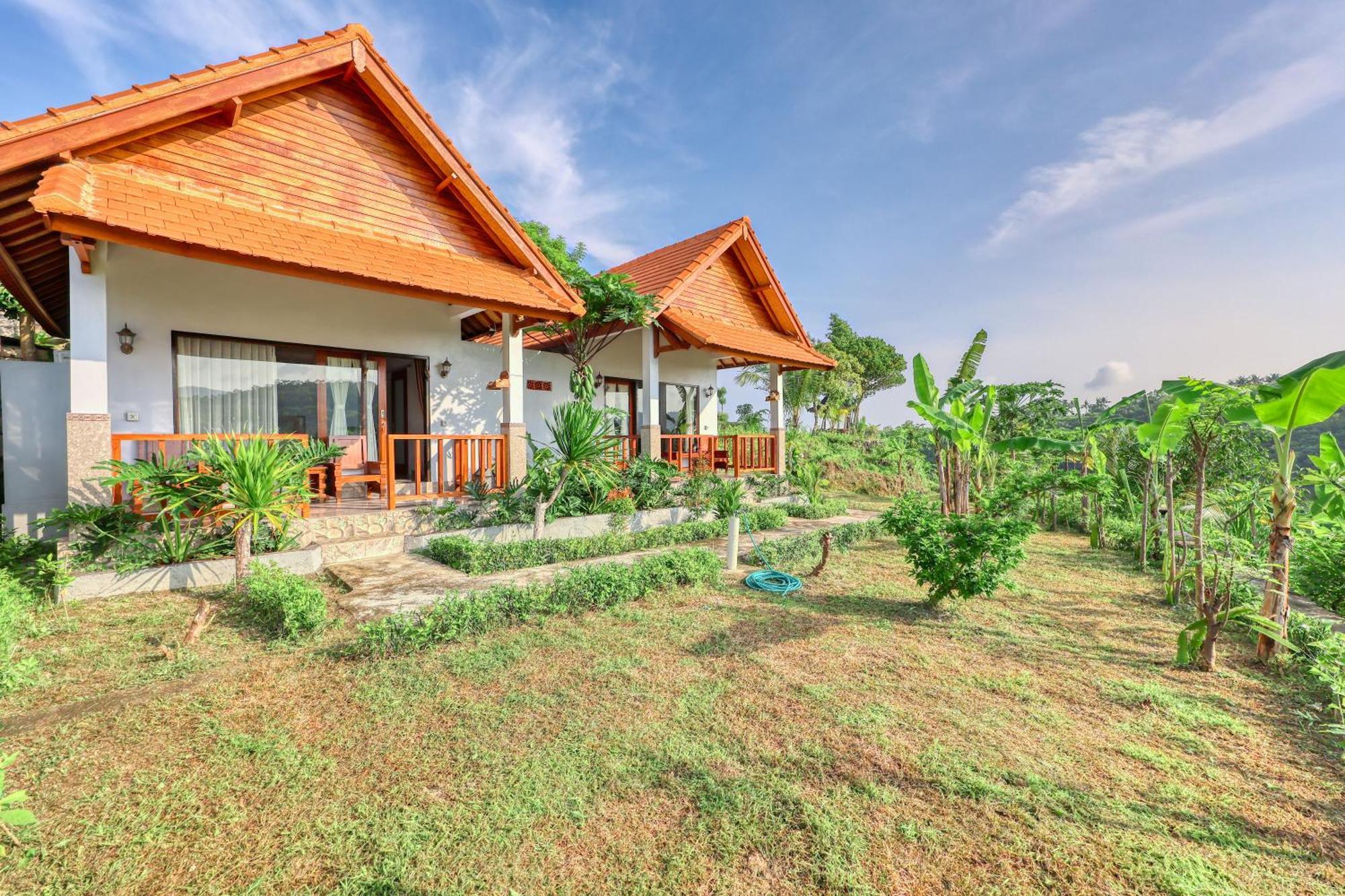 Ayu Hill Bungalows Ped Room photo