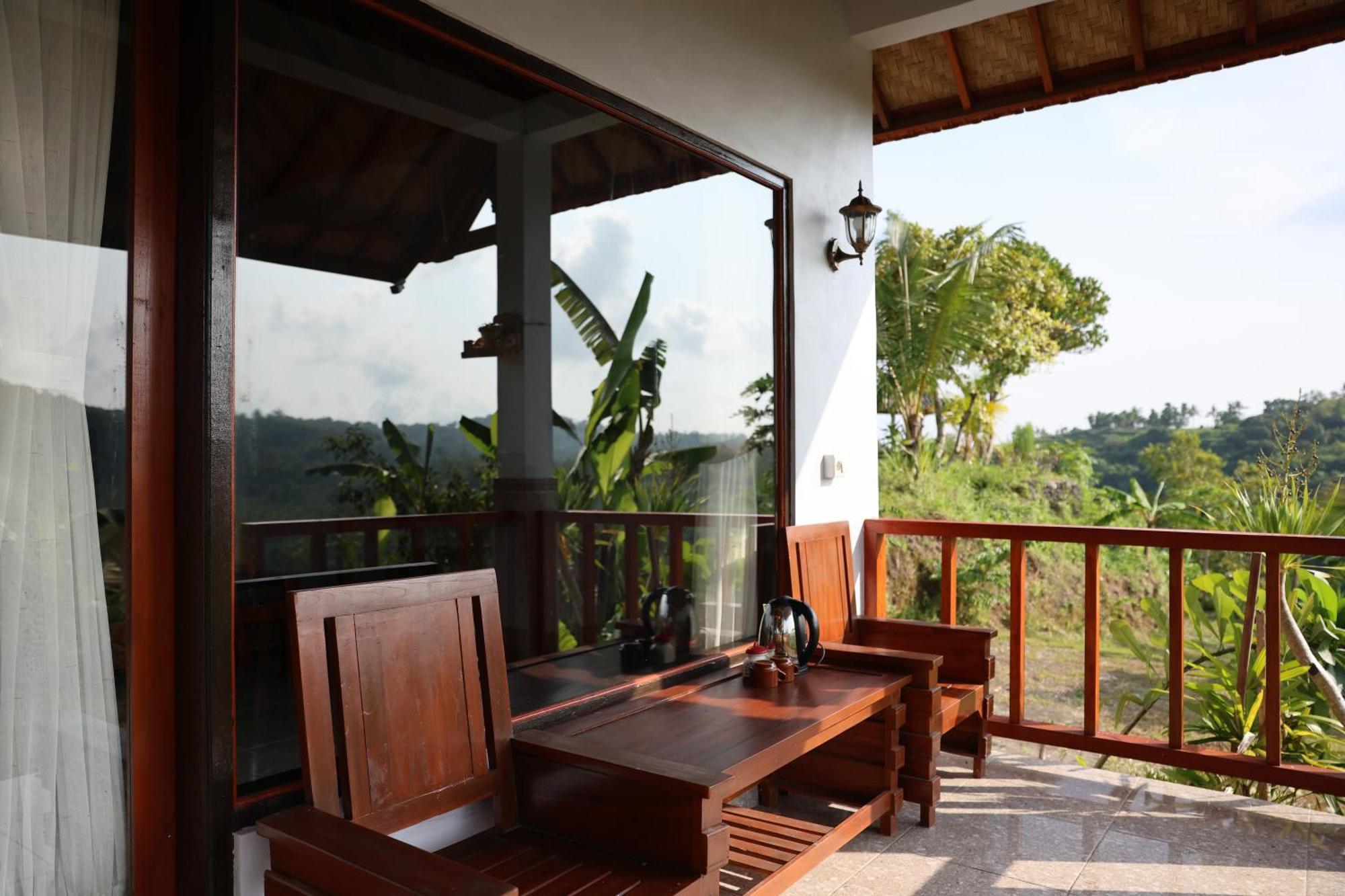 Ayu Hill Bungalows Ped Room photo