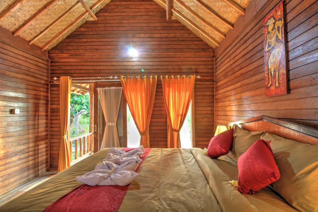 Ayu Hill Bungalows Ped Exterior photo